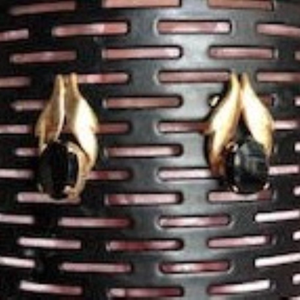 Black Onyx Floral Design Post Earrings
